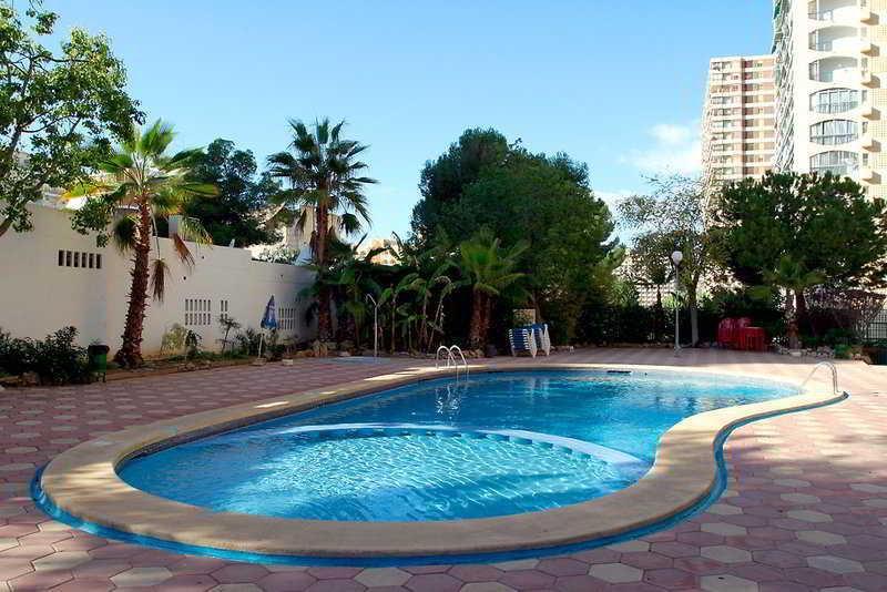 Halley Hotel & Apartments Affiliated By Melia بينايدورم المظهر الخارجي الصورة
