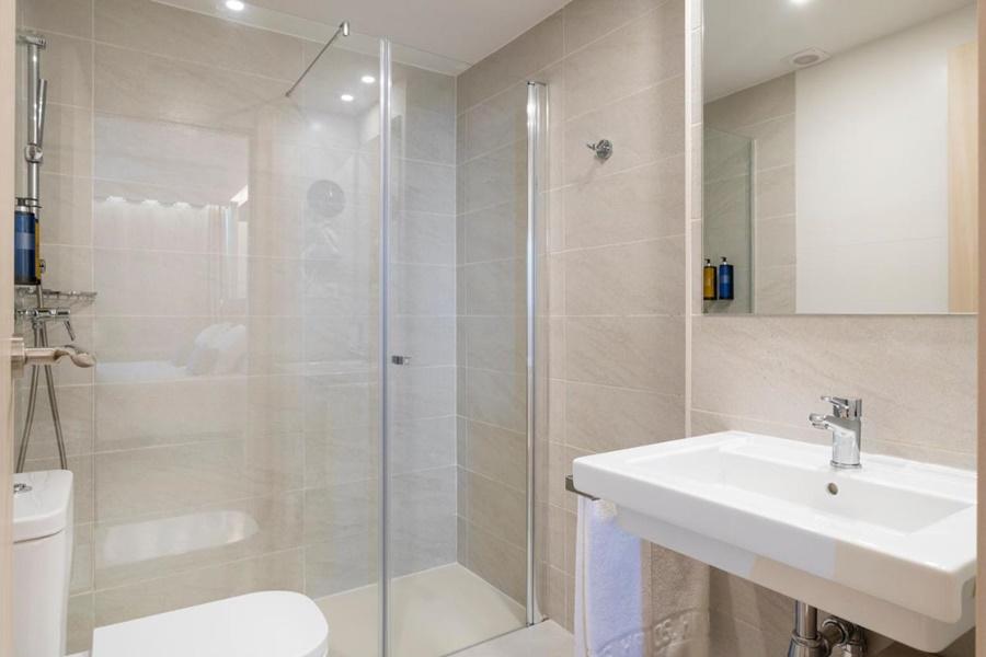 Halley Hotel & Apartments Affiliated By Melia بينايدورم المظهر الخارجي الصورة