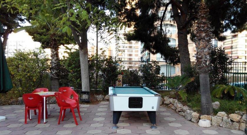 Halley Hotel & Apartments Affiliated By Melia بينايدورم المظهر الخارجي الصورة