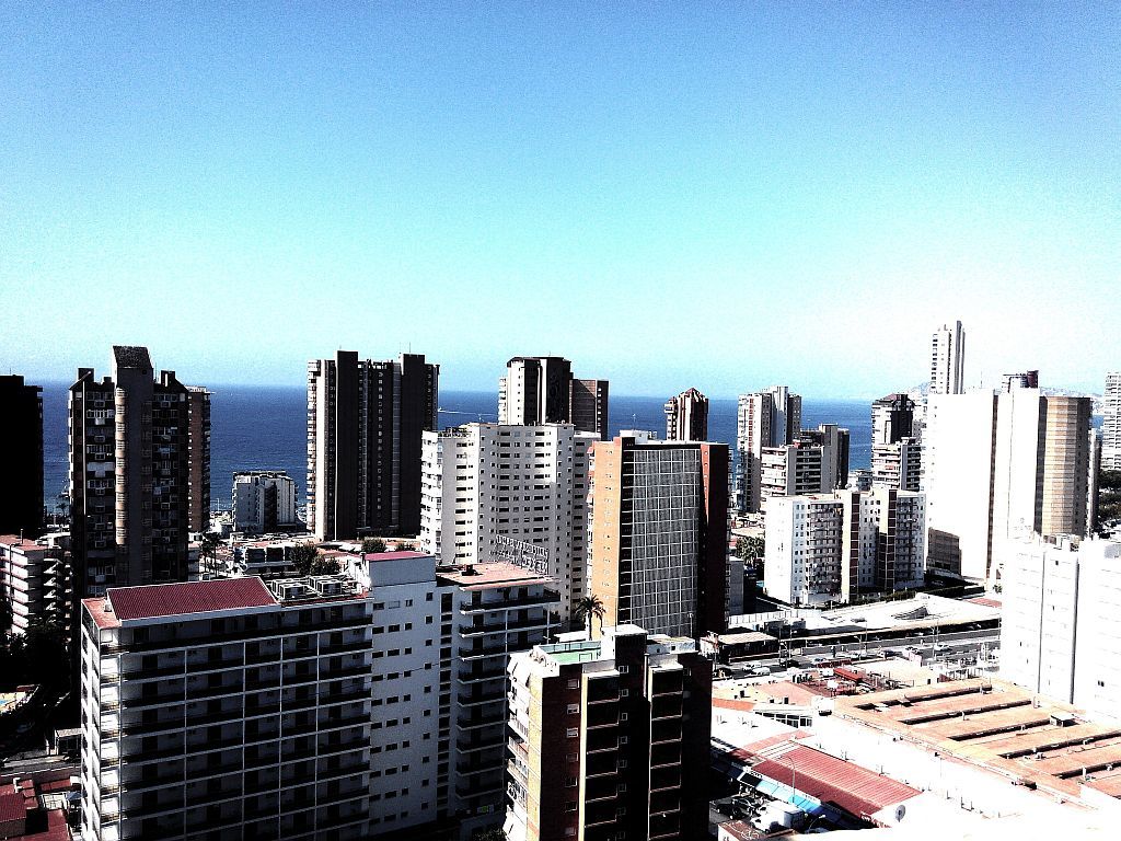 Halley Hotel & Apartments Affiliated By Melia بينايدورم المظهر الخارجي الصورة